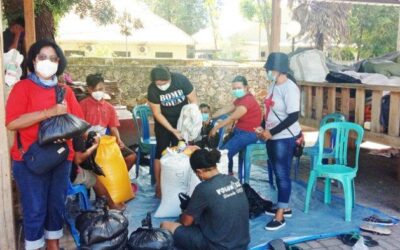 GKS Distributes Basic Food for Covid-19 Patients Who Are Self-isolating