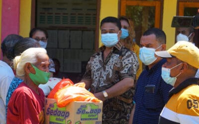 Hanura Distributes 50 Gifts for East Sumba Seroja Victims