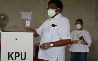 Cabup Sumba Timur, Umbu Lili Pekuwali dan Istrinya Terkonfirmasi Positif Covid-19