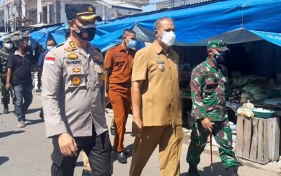 Sidak di Pasar Saat PPKM Level 4, Bupati Sumba Timur: Banyak yang Pakai Masker tapi Ditarik ke Dagu