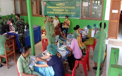Kodim 1629 SBD Vaksinasi COVID-19 bagi Keluarga Besar TNI