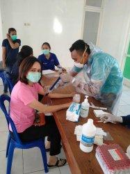 Di Sumba Timur – 45 Orang yang Kontak Dengan Pasien Positif Jalani Rapid Test