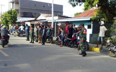 Dandim 1601 Sumba Timur Bubarkan Kerumunan Massa