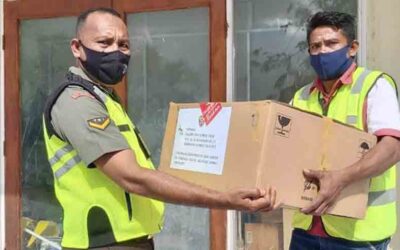 Sumba Timur Kembali Dapat Pasokan 100 Vial Vaksin Astrazeneca