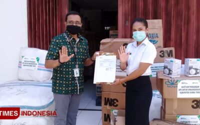 Pegadaian Waingapu Serahkan Sejumlah Bantuan APD ke Dinkes Sumba Timur