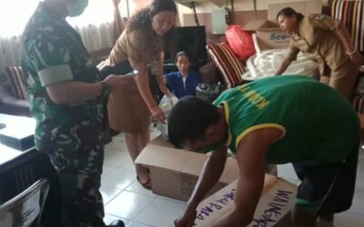 Tambah APD bagi Petugas Medis, Kodim 1601 Bantu RSUD Umbu Rara Meha