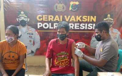 124 Ribu Warga Sumba Timur Terima Vaksinasi COVID Dosis Pertama